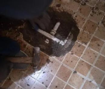 漯河市卫生间漏水维修公司为您分享下卫生间渗水如何处理及注意事项
